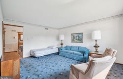 1033 W FRONT STREET, GLENDORA, NJ 08029