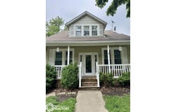 307 N Madison Street, Bloomfield, IA 52537