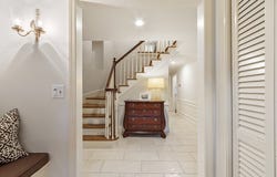 22 High St, Southborough, MA 01772