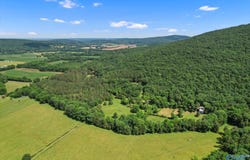 593 Sharps Hollow Road, New Market, AL 35761