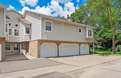 5304 Highpointe Terrace, Bloomington, MN 55437