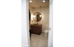 51 E Broadway #204, Fairfield, IA 52556