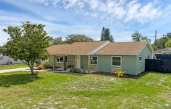 4727 WALES STREET, LAKE WALES, FL 33859