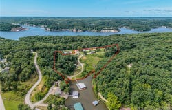 2399 Twin Rivers Point, Camdenton, MO 65020