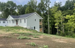 56 Cedarwood Drive, Lancaster, KY 40444