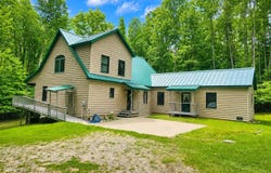 4910 Apple Drive, Farwell, MI 48622
