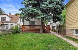 3252 N 40th St, Milwaukee, WI 53216