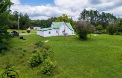 5725 Old Friendship Rd, Finger, TN 38334