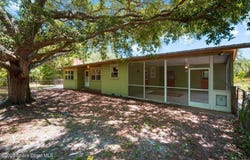 5545 Brabrook Avenue, Grant, FL 32949
