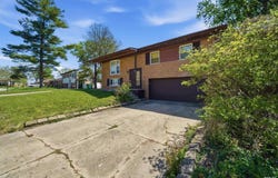 230 DEVRON Circle, East Peoria, IL 61611