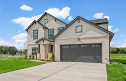 Columbia, TN 37174