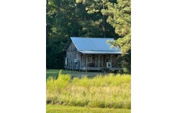 101 Harrison Rd, Converse, LA 71419