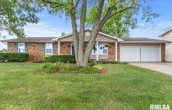 1010 E MICHIGAN Avenue, Metamora, IL 61548