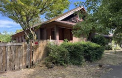 240 SE DAVIS ST, McMinnville, OR 97128