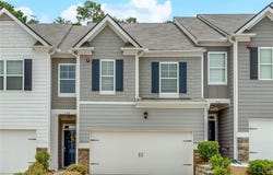 738 Woodstock Grove Drive, Woodstock, GA 30188