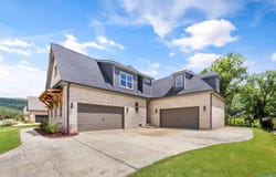 14 Blue Meadow Way, Gurley, AL 35748