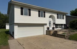 1008 Oswego Street, Tama, IA 52339