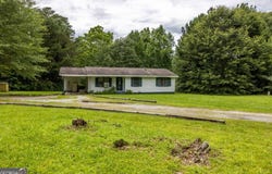 1564 Industrial, Dallas, GA 30132