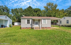 114 Saint Paul Street, Pearl, MS 39208