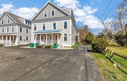 3 Honora Lane, Buzzards Bay, MA 02532
