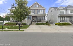 95 Henry Street, Lakewood, NJ 08701