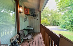 15 SKI SIDE Court, TANNERSVILLE, PA 18372
