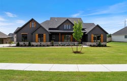 160 Primrose Point Avenue, Piedmont, OK 73159