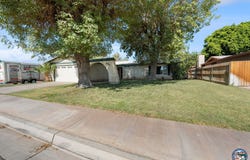 831 Edgley Rd, Brawley, CA 92227