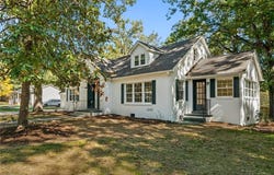 103 Jones Avenue, Thomasville, NC 27360