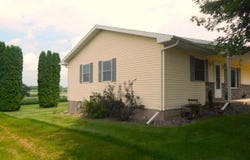 704 E North Street, Dodgeville, WI 53533