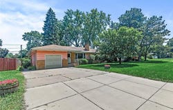 6112 Kyle Avenue N, Brooklyn Center, MN 55429