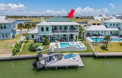 1041 North Isle Dr, ROCKPORT, TX 78382