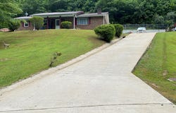 1115 Stratton Fork Rd, Canada, KY 41519