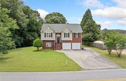 173 Cline Smith, Cartersville, GA 30121