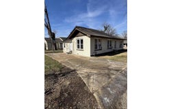 304 Cleveland, New Albany, MS 38652