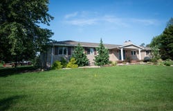 2792 E Spring Meadow Court, Vincennes, IN 47591