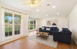 9820 Van Dr, Baton Rouge, LA 70815