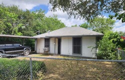 313 BEE ST, San Antonio, TX 78208