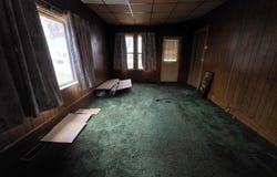 2 Flood Street, Mexico, ME 04257