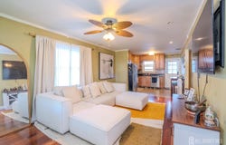 17 Melville Road, Edison, NJ 08817