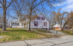 706 NELSON Drive, Jefferson City, MO 65101