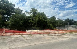 1217 S 11th Street, Poplar Bluff, MO 63901