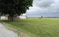 2607 N Henderson Road, Rushville, IN 46173