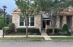123 Links Court, Port Washington, NY 11050