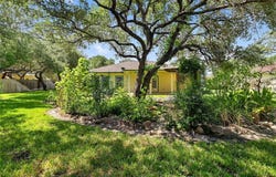 107 S Sierra Woods Drive, Rockport, TX 78382