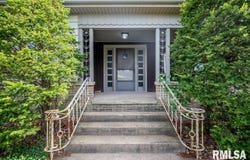 1420 W CHRISTINE Avenue, Peoria, IL 61614