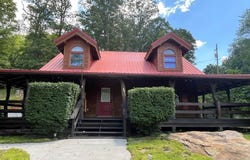 2515 McDermott Pond Creek, McDermott, OH 45652