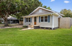 122 E Third Street, Long Beach, MS 39560