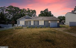 88 E 6TH AVENUE, PINE HILL, NJ 08021