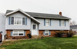 16 Ward Avenue, Middletown, RI 02842